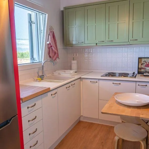 Alemar Estates Agia Triada 0*, Айя-Триас Греция